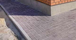 Укладка плитки на отмостку: Цена от 820 руб. в Сестрорецке от ТротуарнаяПлитка