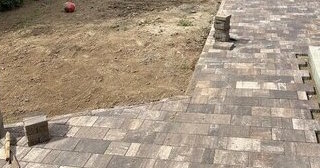 Профессиональная укладка тротуарной плитки на клей в Сестрорецке в октябре